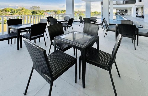 Mandurriao Condo | WV Towers - Spacious 2BR Condo with Balcony