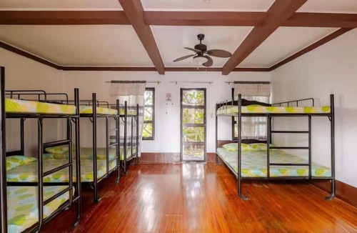 Santo Tomas Hotel | oyo187 Rose Ros Place Budget HotelResort