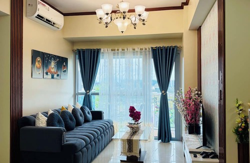 Tambo Apartment | Luxury Staycation beside Okada