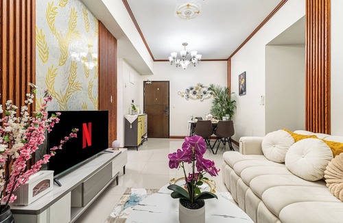 Tambo Apartment | Luxury Staycation beside Okada