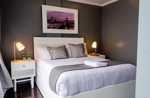 Plaridel Hotel | Hotel Bijoux