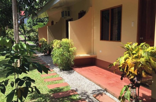 Mambajao House | Room-camiguin Lanzones Resort - Dormitor