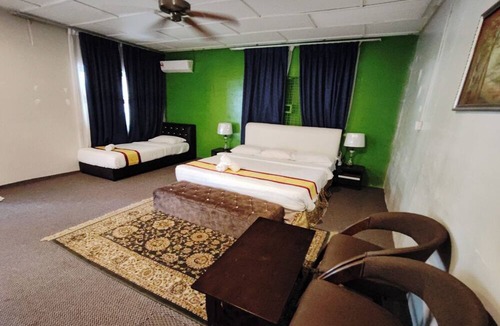Tanjung Tanah Merah Hotel | Green Town Hotels And Resorts