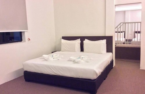 Kampung Melayu Sempalit Hotel | Hotel Raub