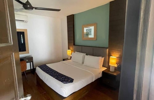 Pulau Perhentian Besar Resort | Perhentian Resort Island PIR - BlueStar