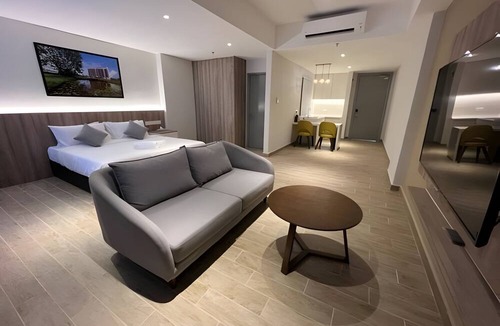 Pulau Carey Hotel | Amverton Cove Golf & Island Resort