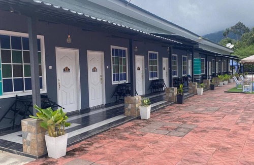 Baling Hotel | Capital O 91205 Palong Hill Chalet