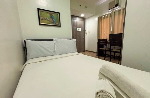 Fairview Hotel | Casa Lily Hotel Quezon City