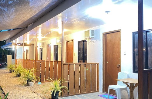 El Nido House | Jasmine's Inn at Bucana Beach
