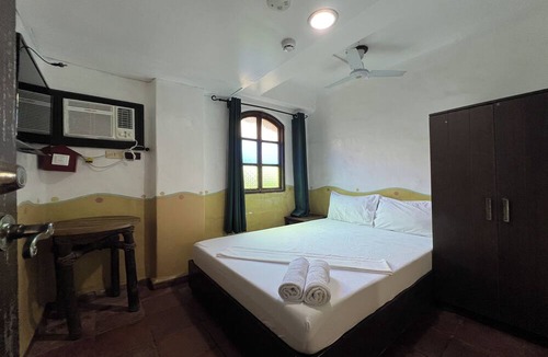 Puerto Galera Hotel | Bangera Inn