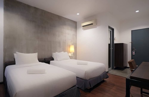 Kampung Alor Bangsa Hotel | T+ Hotel Sungai Korok
