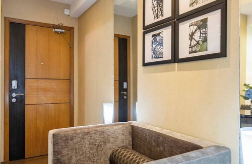 Pinagsama Condo | Luxurious Studio in Mckinley Hill With City View