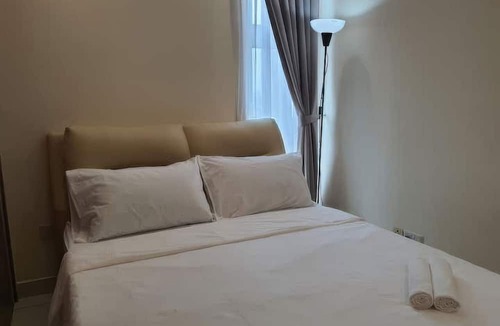 Bandar Tun Razak Condo | Central Residence - Free Gym Pool