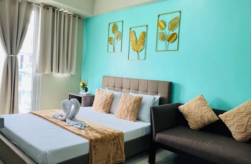 Pasay Hostel | One Palm Tree Villas