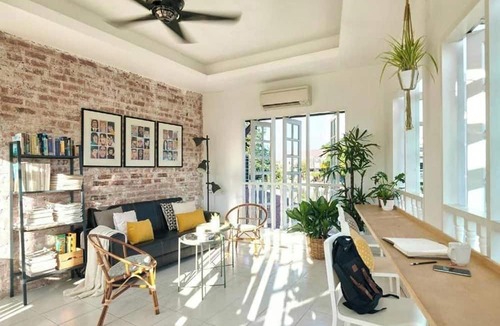 Bandar Melaka Hostel | Sleepy Nomad Hostel