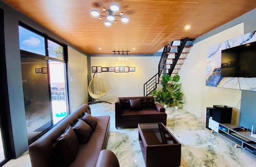 Rizal Province Villa | Private Villa in Rizal With Mountain View