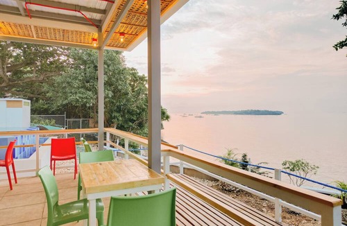 San Francisco Island House | Tulang Diot View and Turtle Haven