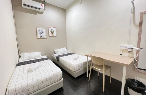 Downtown George Town House | myRoom at 14 J Mandalay
