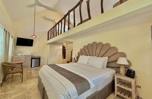 San Juan Hotel | Coco Sunset Beach Resort