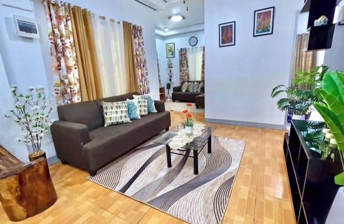 General Santos House | Bloomstone 3BR Family Suite Comfort & Convenience in General Santos City