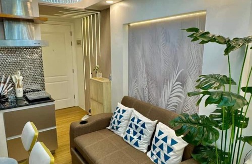 Paranaque Apartment | Azure Urban Resort Residences, 1BR Santorini 18th Floor