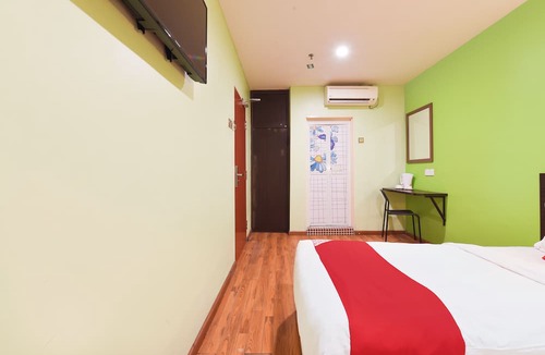 Bandar Kota Bharu Hotel | Dancenter near masjid Muhammadi