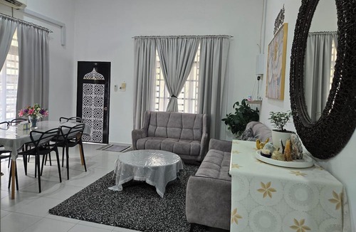 Kampung Bukit Rangin House | HOMESTAY DAR AL - JUFRY