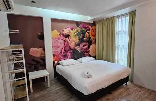 Taman Pertama Hotel | V Garden Hotel by Minsu