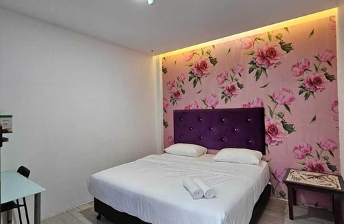 Taman Pertama Hotel | V Garden Hotel by Minsu