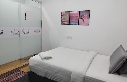 Pekan Nanas Hotel | The Ardens Hotel - Pekan Nenas
