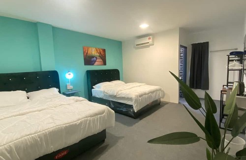 Larut Hotel | RAZO VILLAGE INN