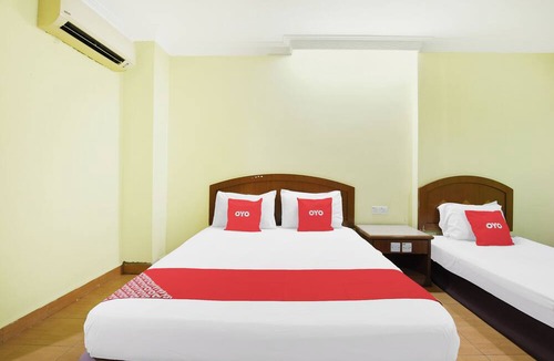 Bandar Kota Bharu Hotel | Hotel O Kota Bharu Near War Museum Formerly Azam Hotel