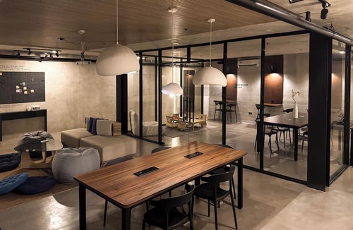 Barangay 76 Hostel | Yamato Hostel