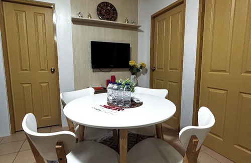 Mandurriao Condo | A Sleek & Spacious Escape