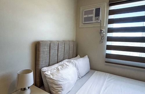 Mandurriao Condo | A Sleek & Spacious Escape