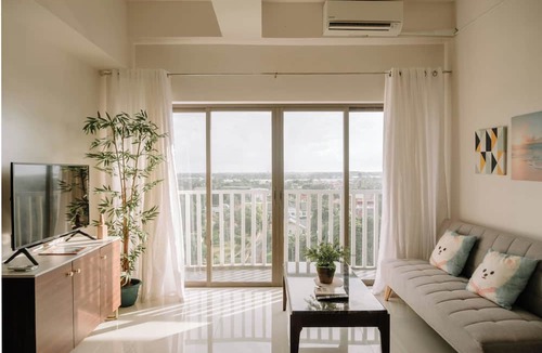 Mandurriao Condo | Spacious & Bright Family Escape