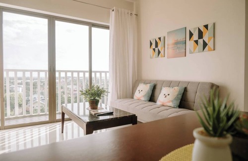 Mandurriao Condo | Spacious & Bright Family Escape