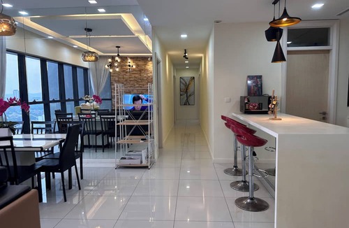 Petaling Jaya Apartment | Skyline Luxe 4BR Retreat with En-suites