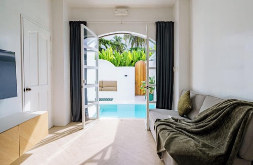 Catangnan Hotel | Amanzohi Siargao
