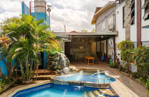 Santo Tomas Hotel | Ross Rose Budget Hotel