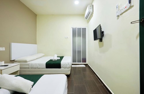 Batu Caves Hotel | Fast Hotel Sri Gombak Near Batu Caves