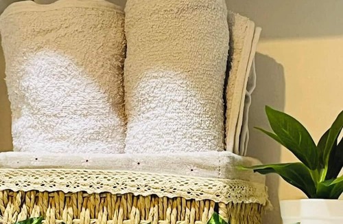 Novaliches Hotel | Simafranca Staycation
