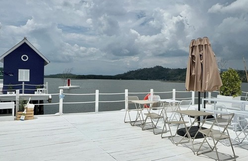 Tuaran Bed & Breakfast | Curve 56