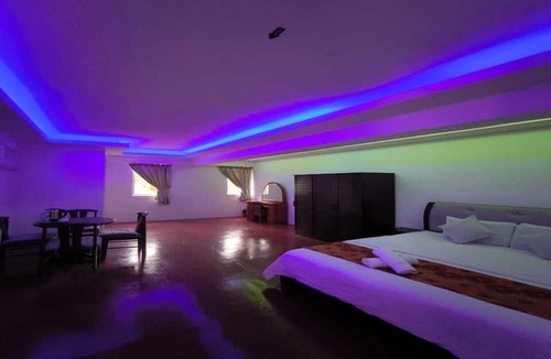 Kampung Nanas Hotel | OYO 91088 Awana Homestay