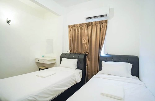 Daerah Kulai Hotel | B Link Hotel