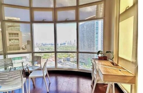 Wack-Wack Greenhills Apartment | 2-Bedroom Loft Near Shangrila & SM Megamall