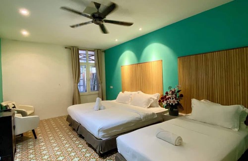Tanjung Bungah Hotel | Bayu Bayu Hotel by Soft Loft