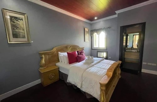 Pinamalayan Hotel | Seacliff Suites Hotel & Resort