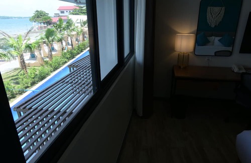 Bauang Hotel | Hudor Resort