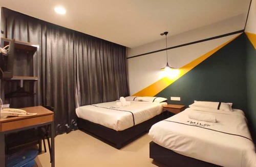 Kampung Bukit Dukong Hotel | SMILE HOTEL C180 CHERAS SELATAN
